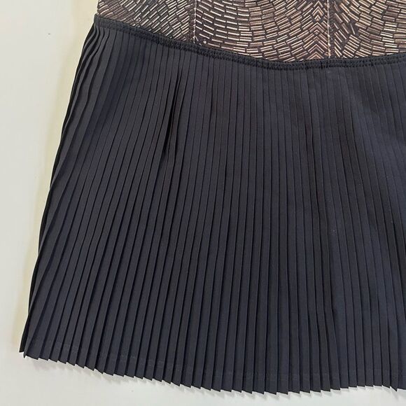 Lululemon Pleated Tank Top - Picture 2 of 6